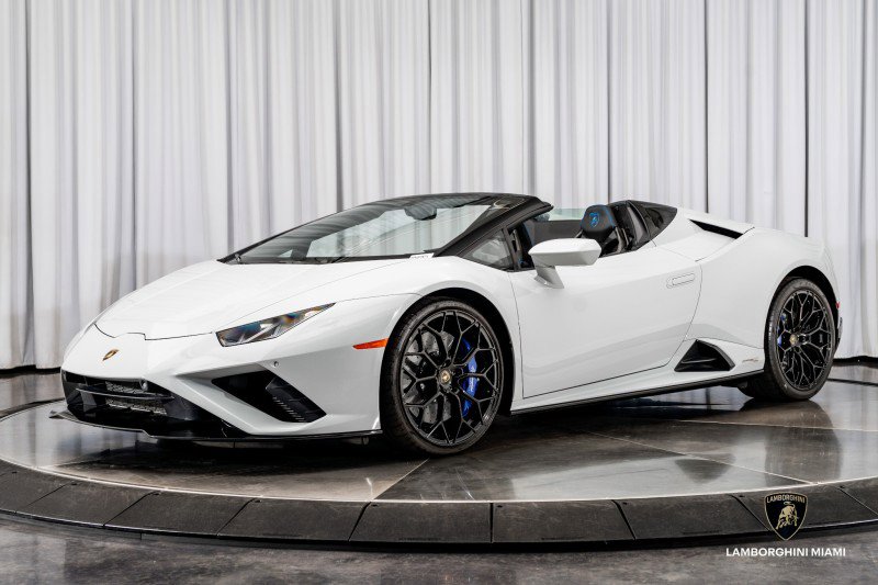 Used 2022 Lamborghini Huracan EVO image 9