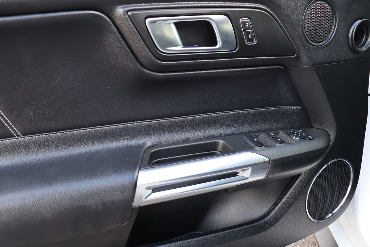 Used 2023 Ford Mustang Premium RWD image 26