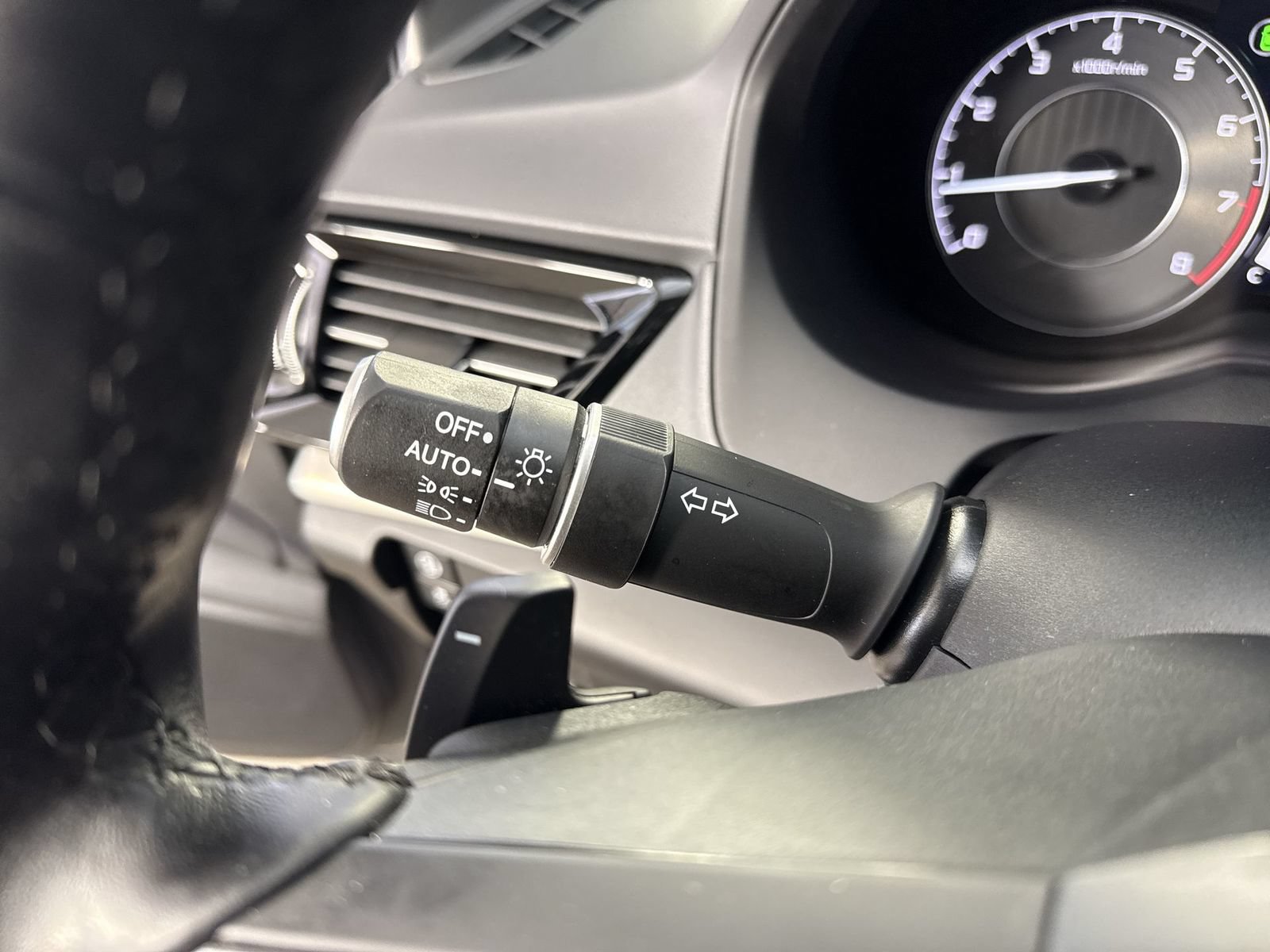 Certified 2024 Acura RDX SH-AWD image 17
