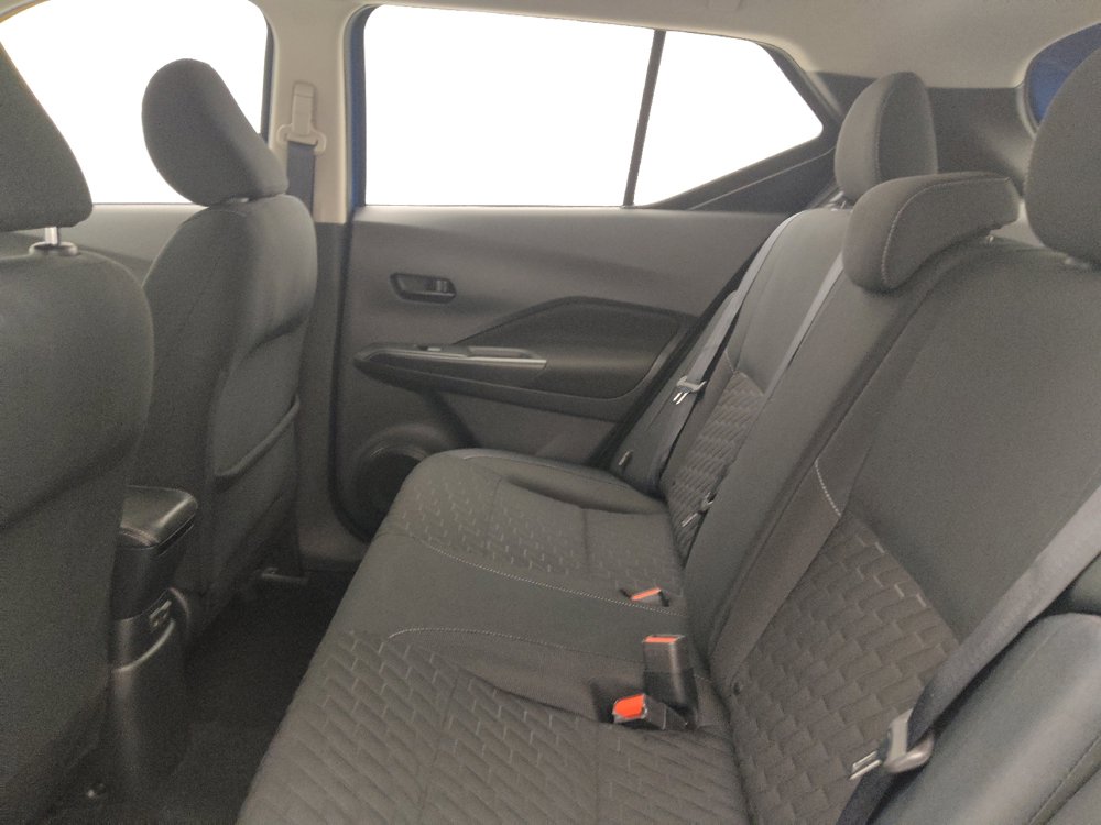 Used 2021 Nissan Kicks S FWD image 18