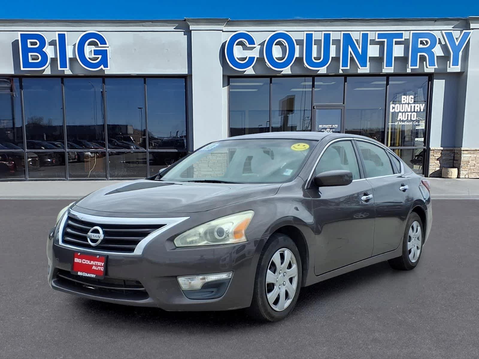 Used 2013 Nissan Altima 2.5 S FWD image 1