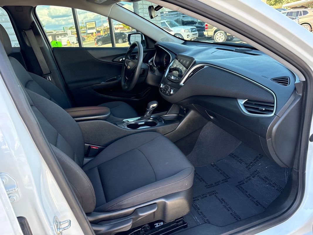 Used 2024 Chevrolet Malibu LT FWD image 19