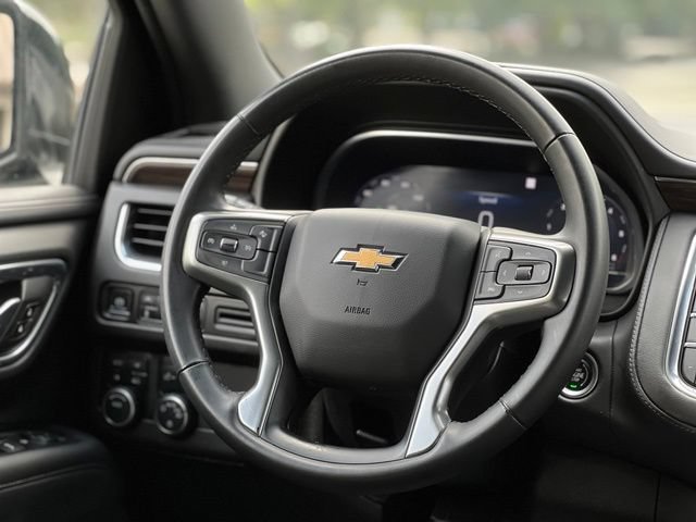 Used 2023 Chevrolet Suburban LT AWD/4WD image 32