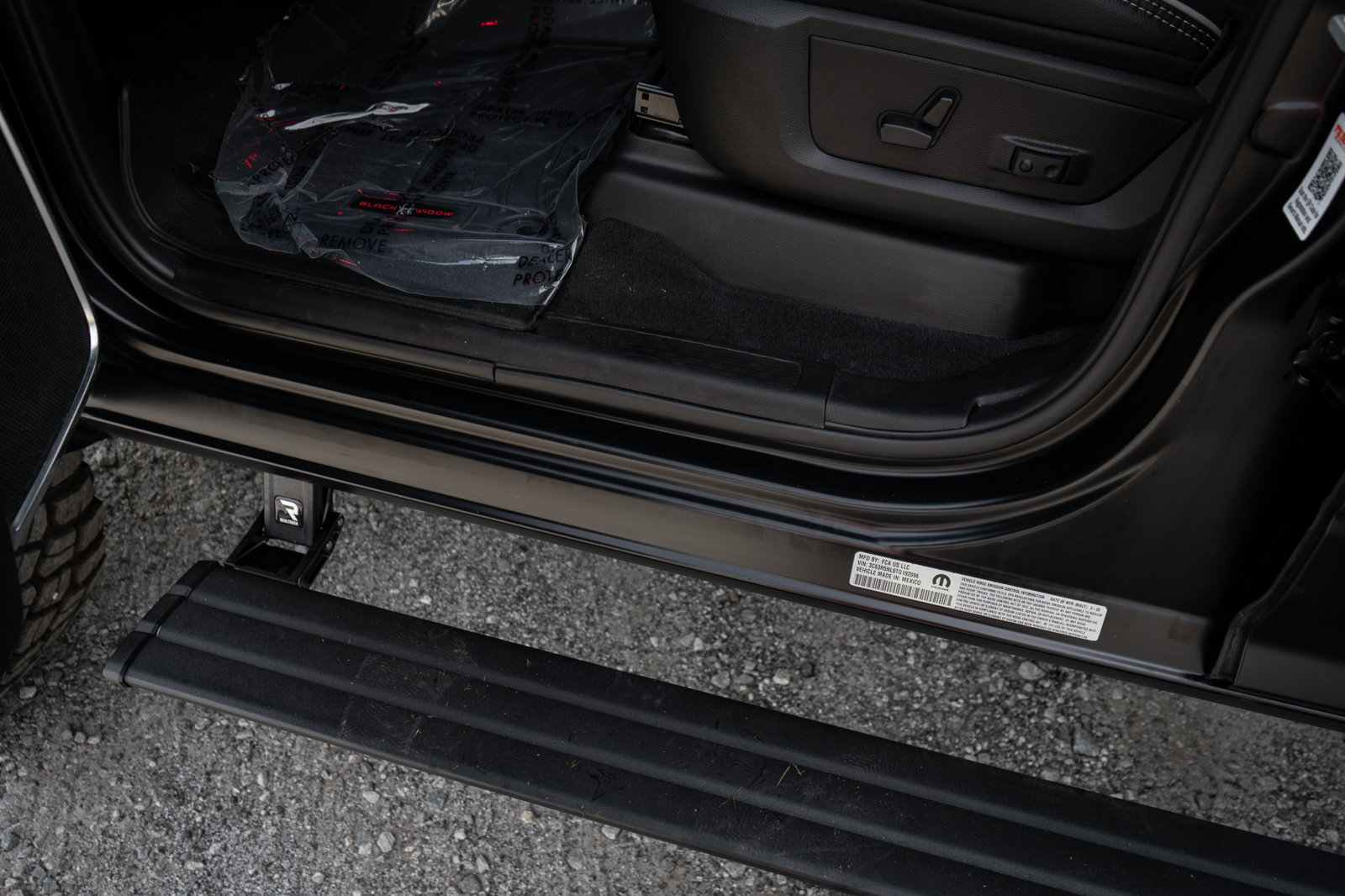 New 2026 RAM 2500 Laramie w/ Night Edition AWD/4WD image 31
