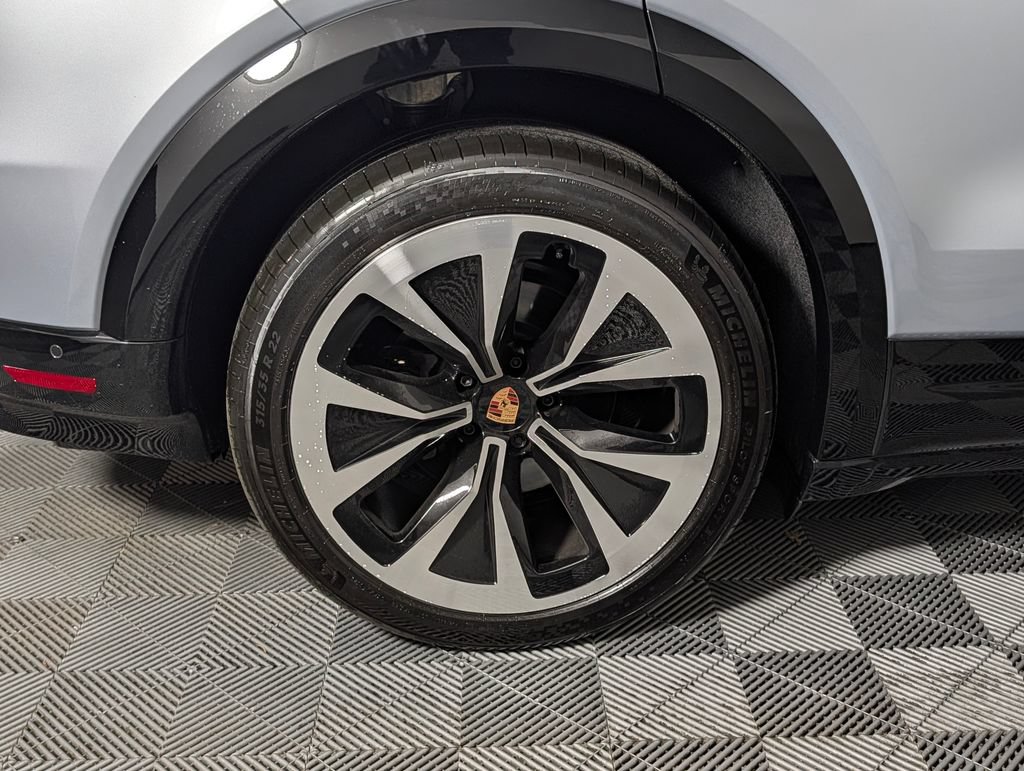 New 2026 Porsche Cayenne Electric AWD/4WD image 13