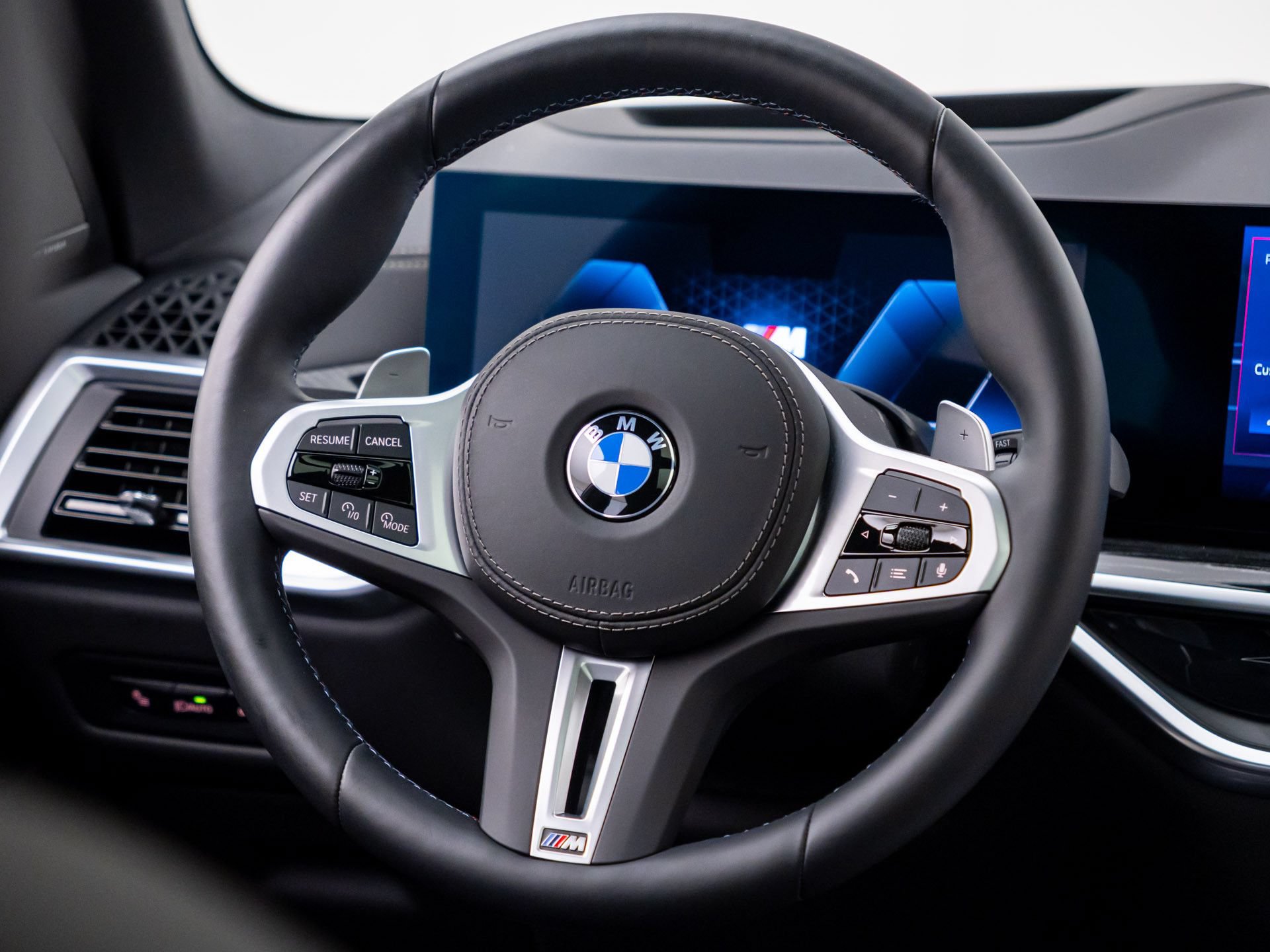 Certified 2026 BMW X5 M60i AWD/4WD image 11