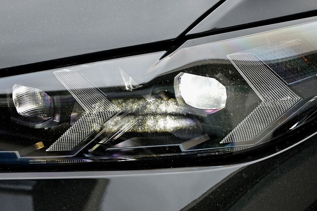 New 2026 BMW X5 xDrive50e w/ M Sport Package image 20