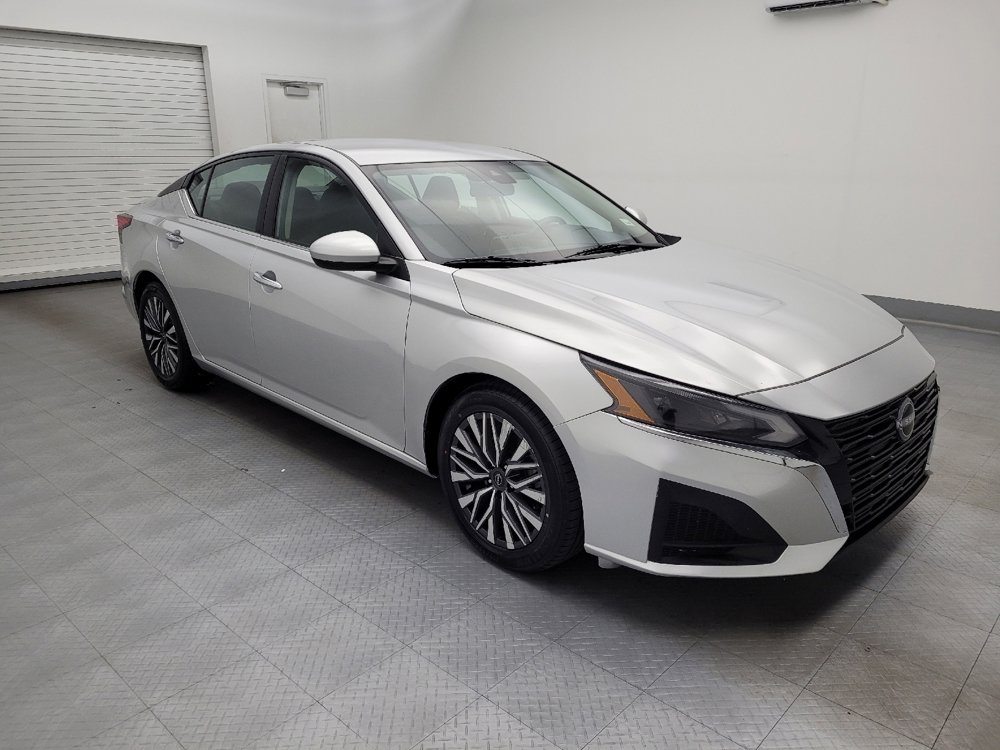 Used 2023 Nissan Altima 2.5 SV image 11