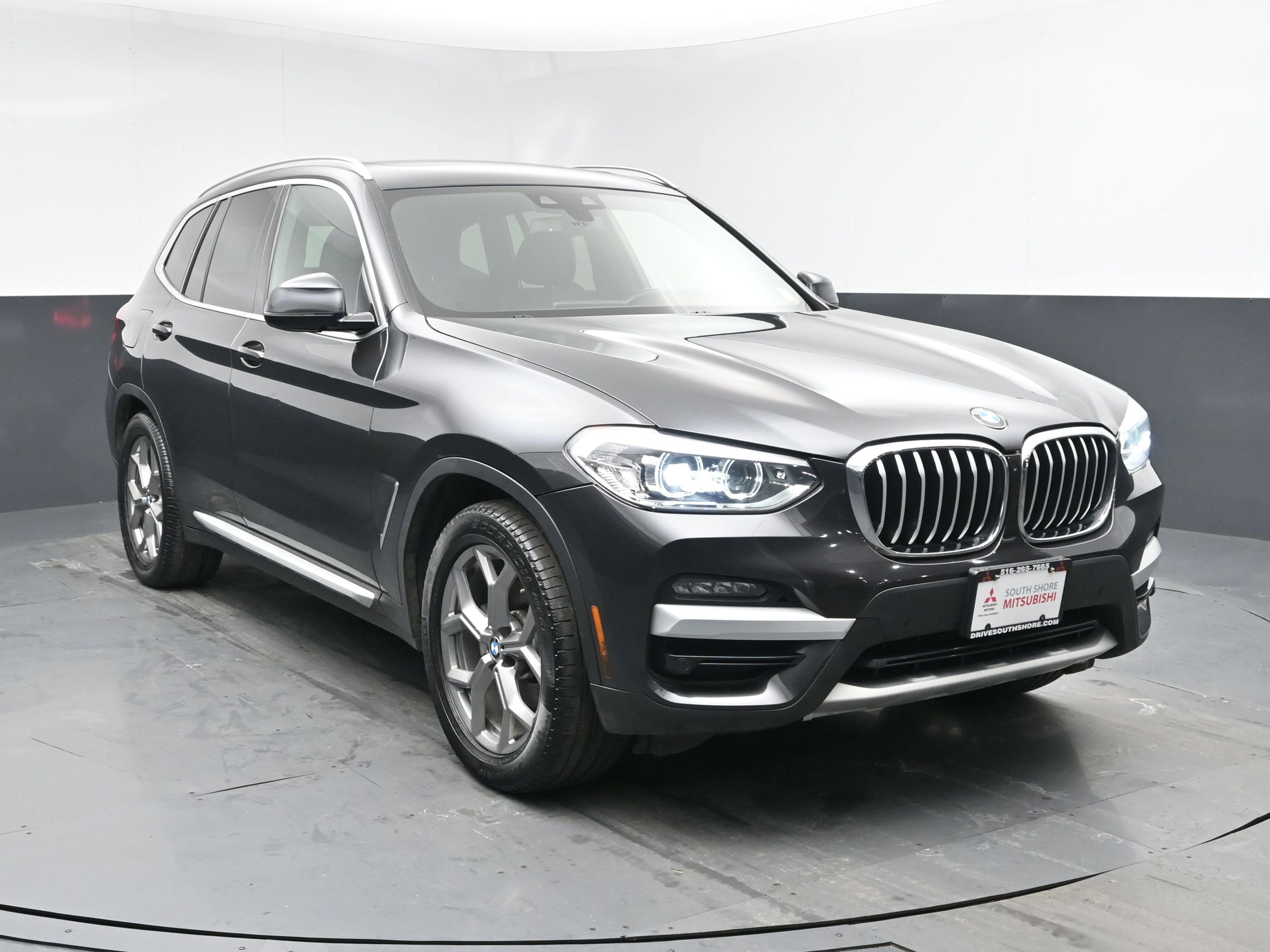 Used 2021 BMW X3 xDrive30i w/ Convenience Package image 2