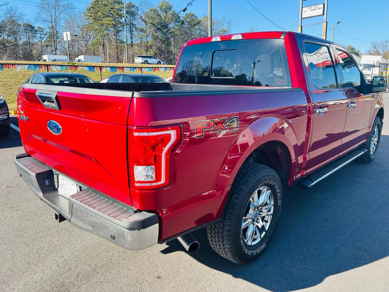 Used 2015 Ford F150 XLT w/ Equipment Group 302A Luxury AWD/4WD image 6