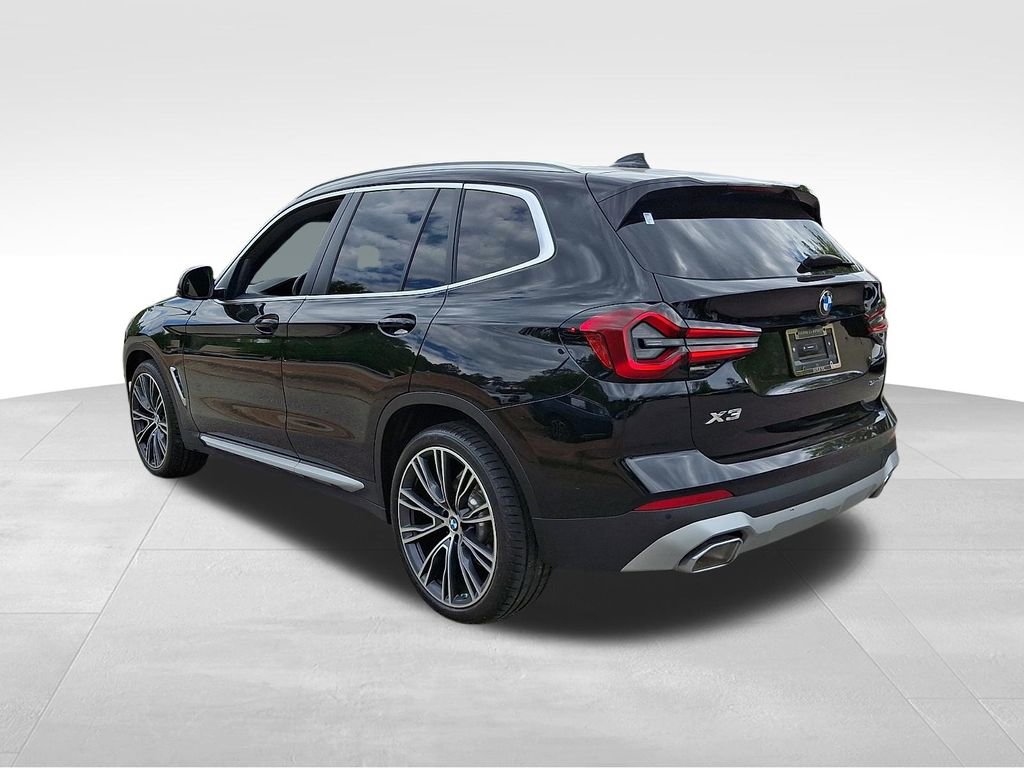 Used 2024 BMW X3 sDrive30i w/ Convenience Package RWD image 4