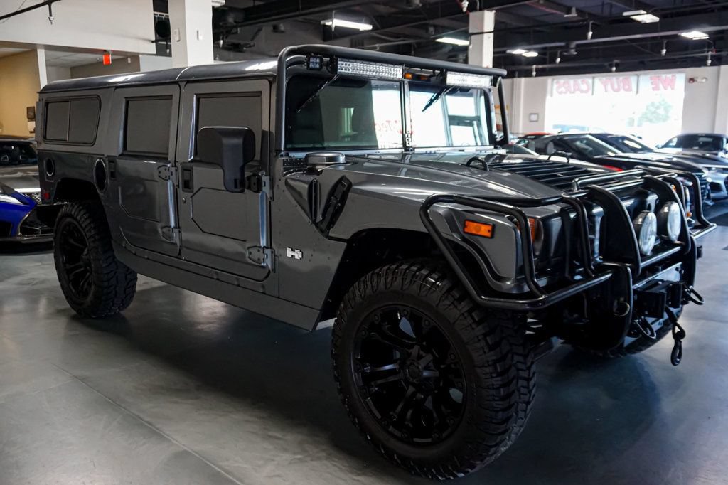 Used 2003 HUMMER H1 4-Door Wagon AWD/4WD image 4