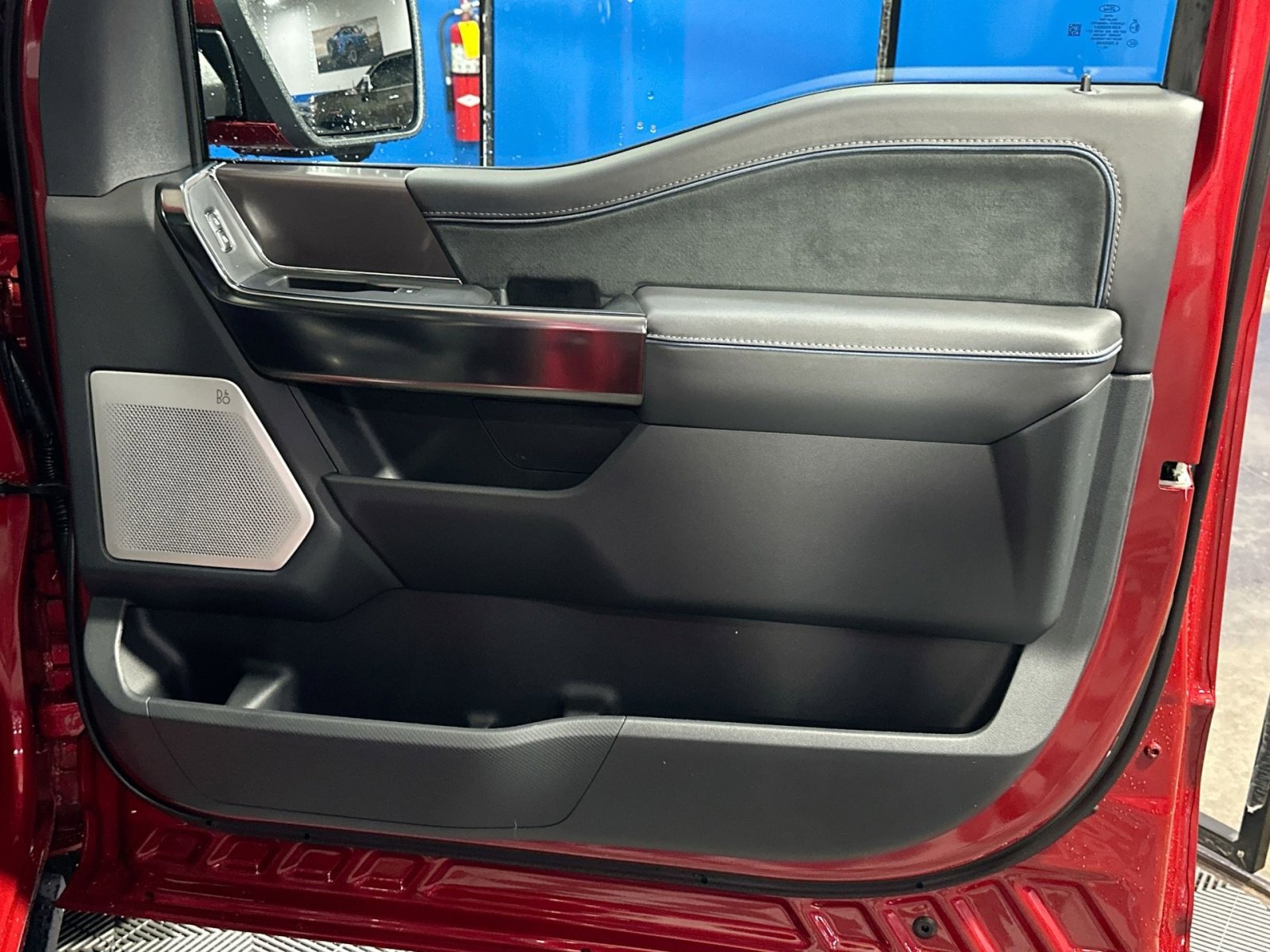 New 2025 Ford F150 Platinum w/ Equipment Group 702A High image 10