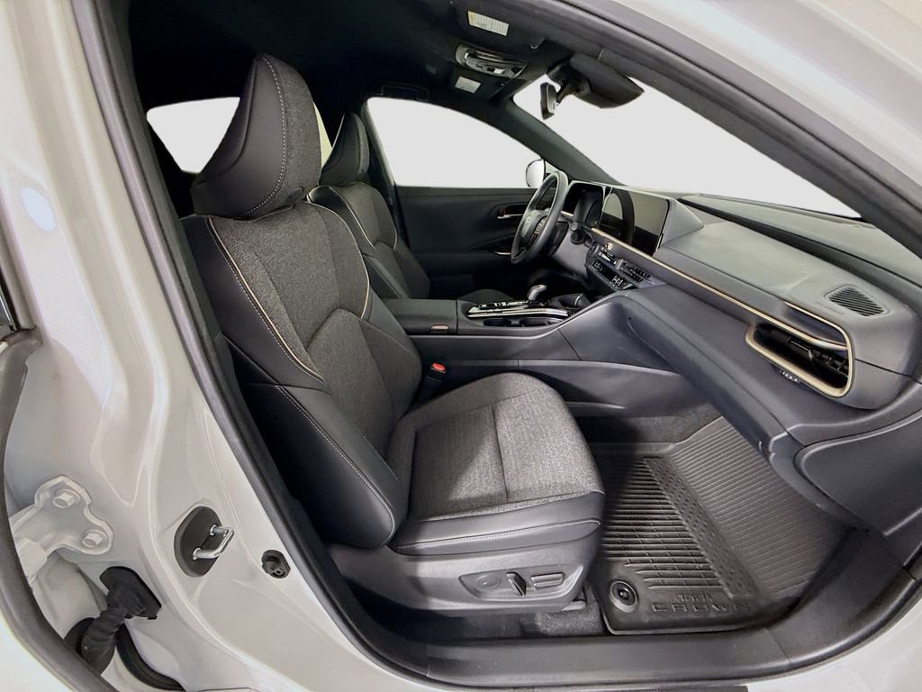 Used 2024 Toyota Crown XLE image 20