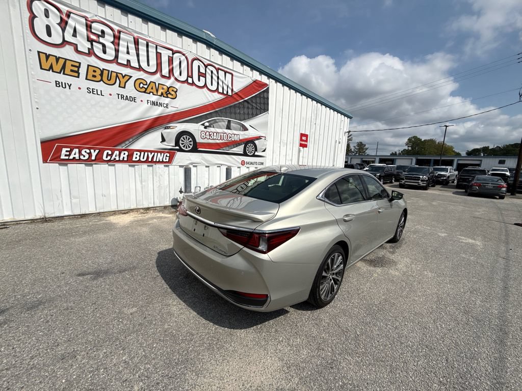 Used 2019 Lexus ES 300h w/ Premium Package FWD image 8