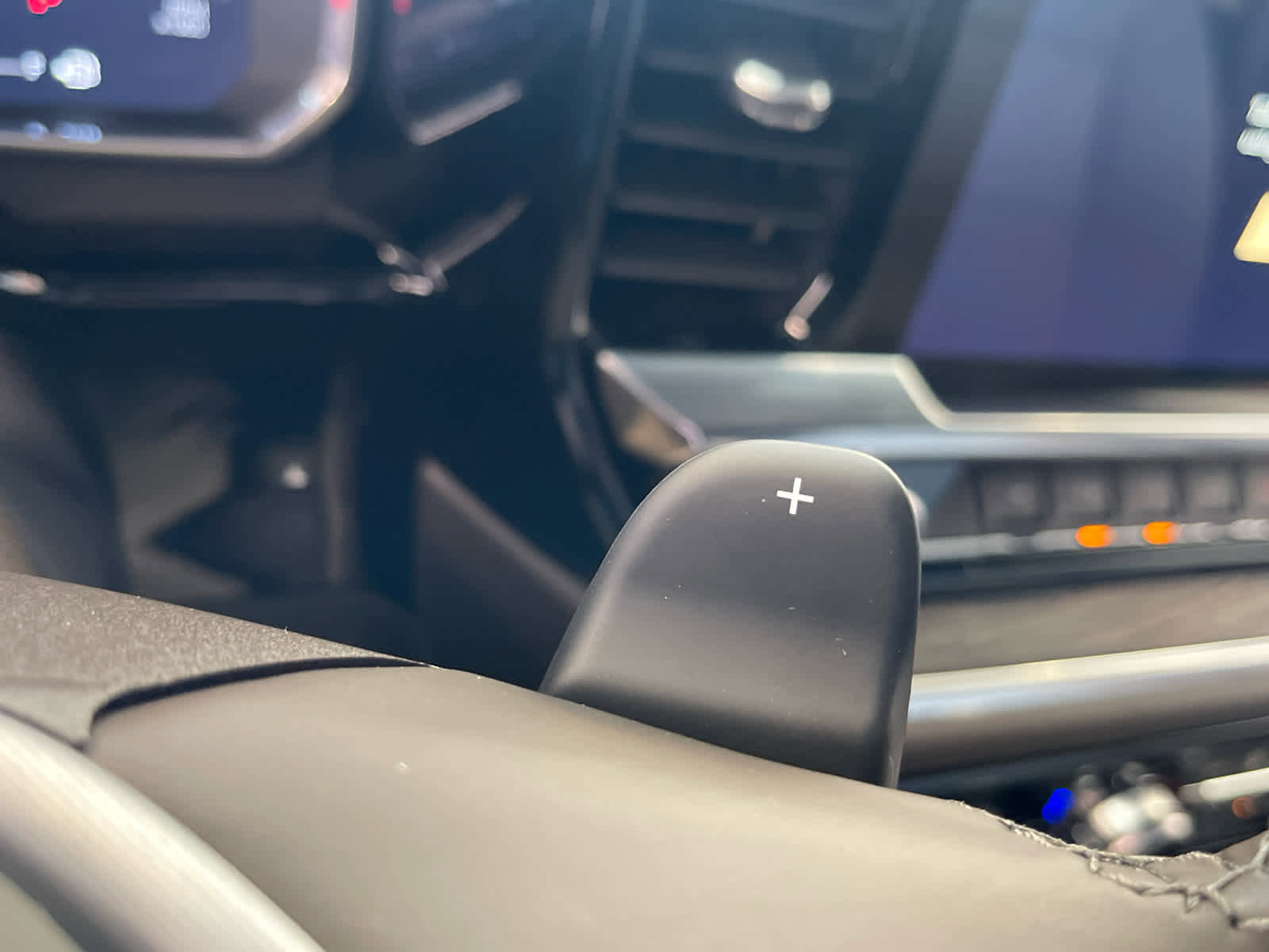 New 2026 GMC Sierra 1500 SLT w/ SLT Premium Plus Package image 43