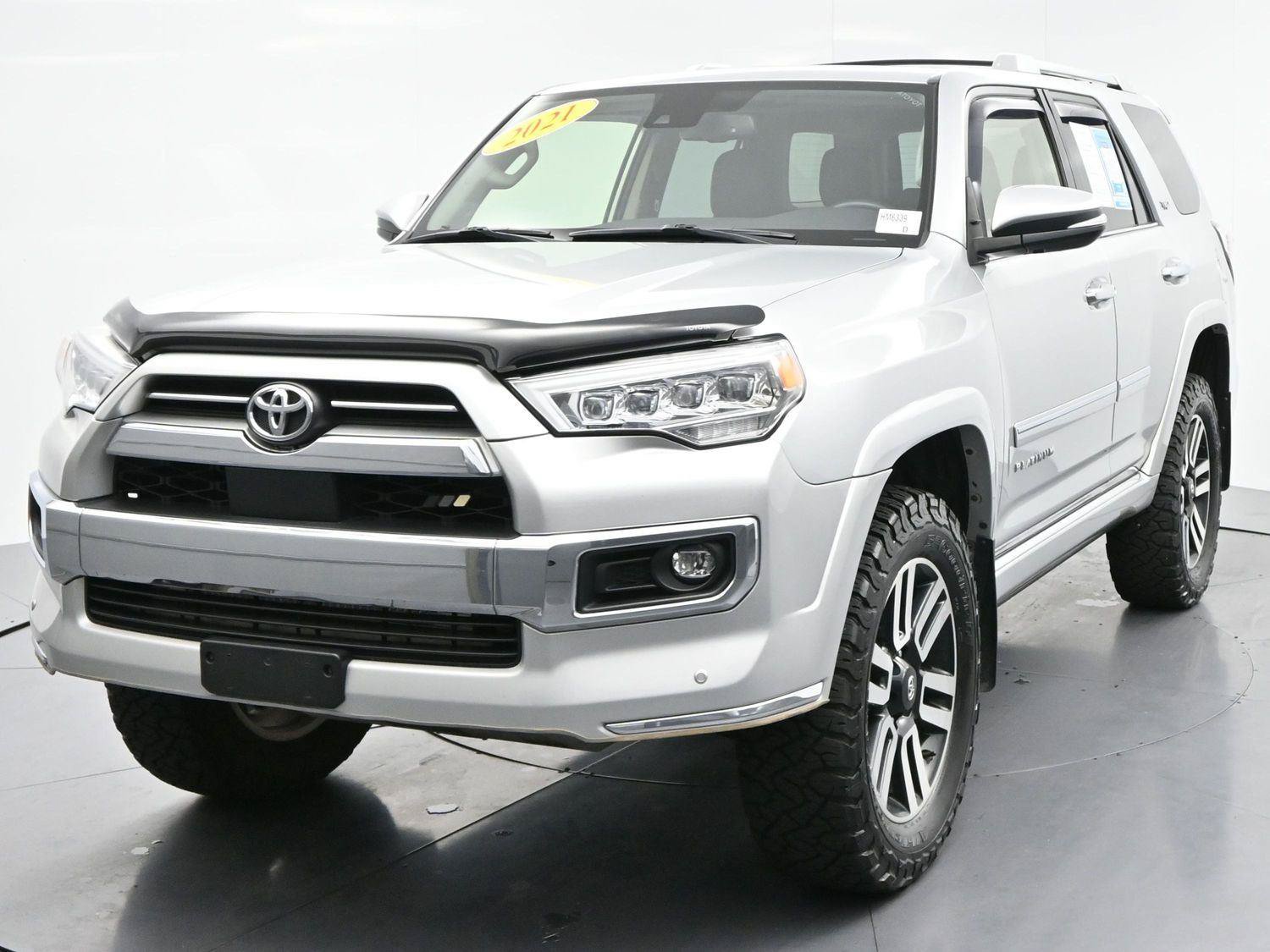 Used 2021 Toyota 4Runner Limited AWD/4WD image 3