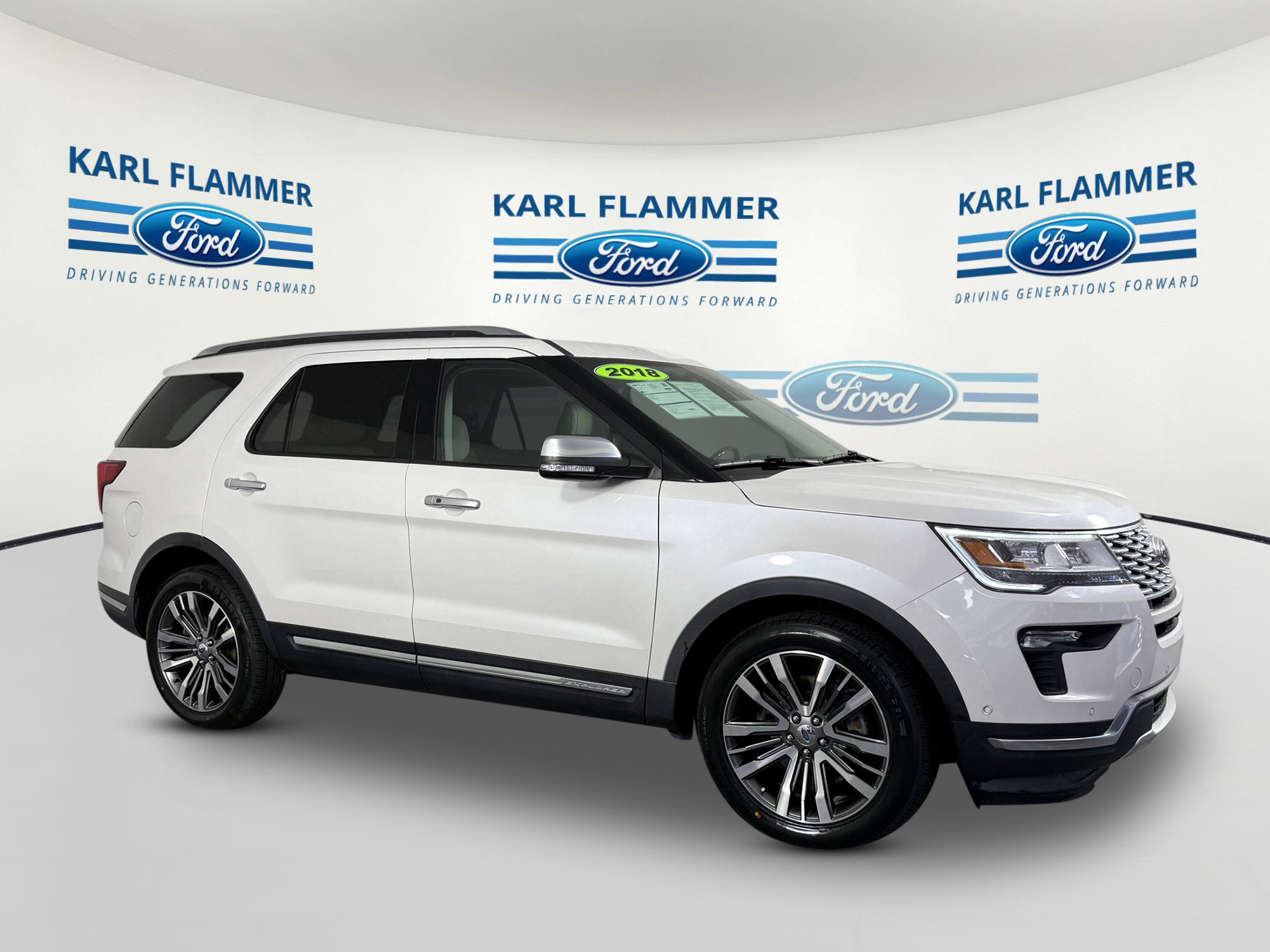 Certified 2018 Ford Explorer Platinum image 1