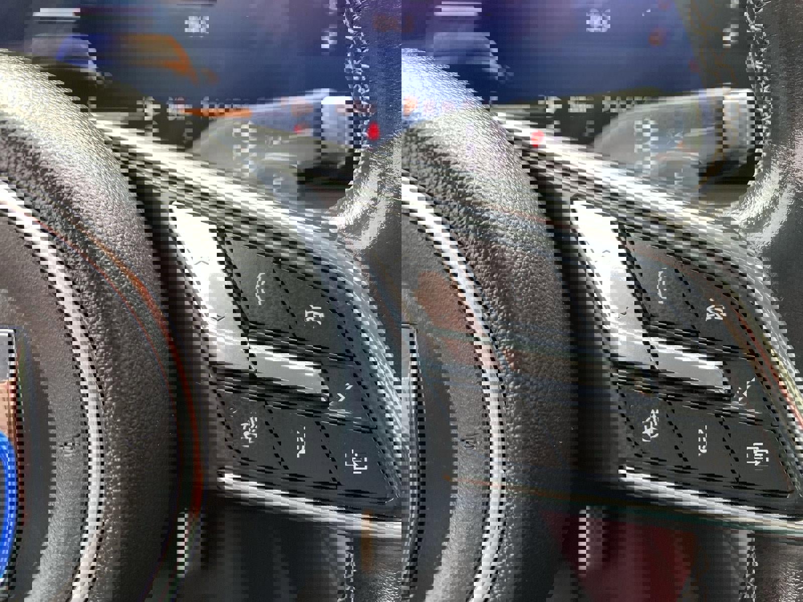 Certified 2025 Buick Envision Sport Touring image 43