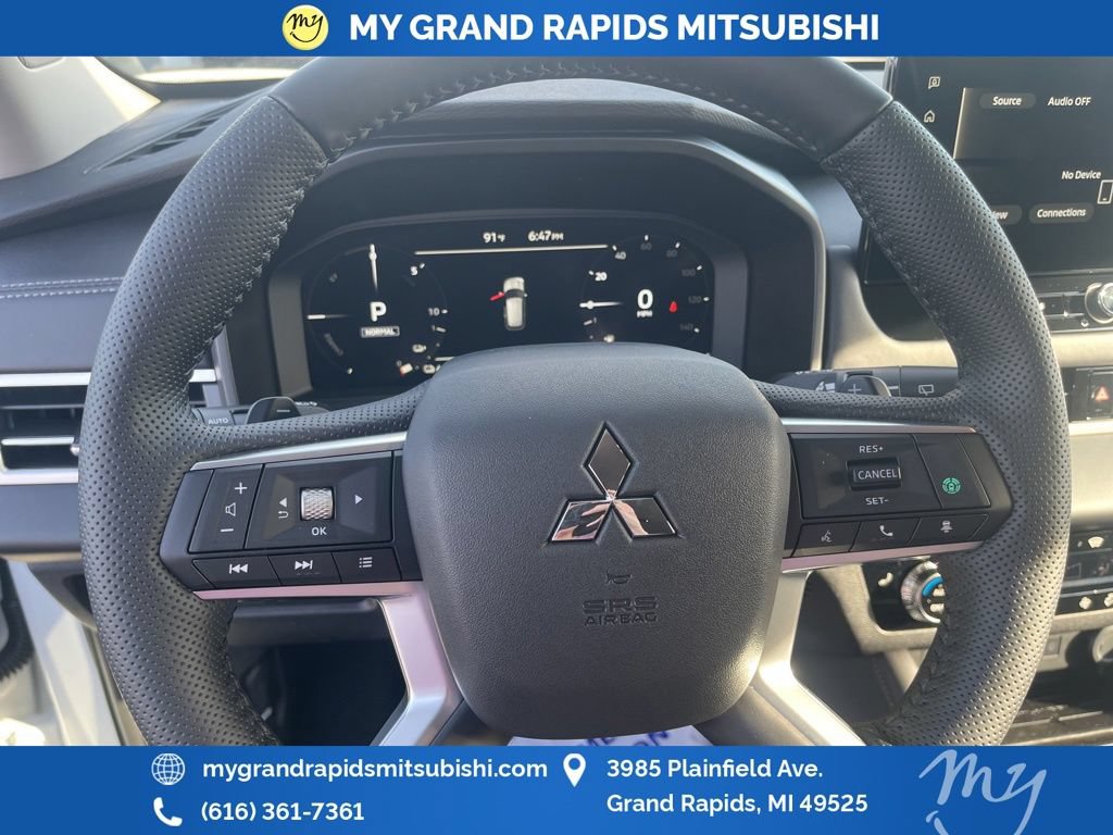 New 2026 Mitsubishi Outlander SE AWD/4WD image 14