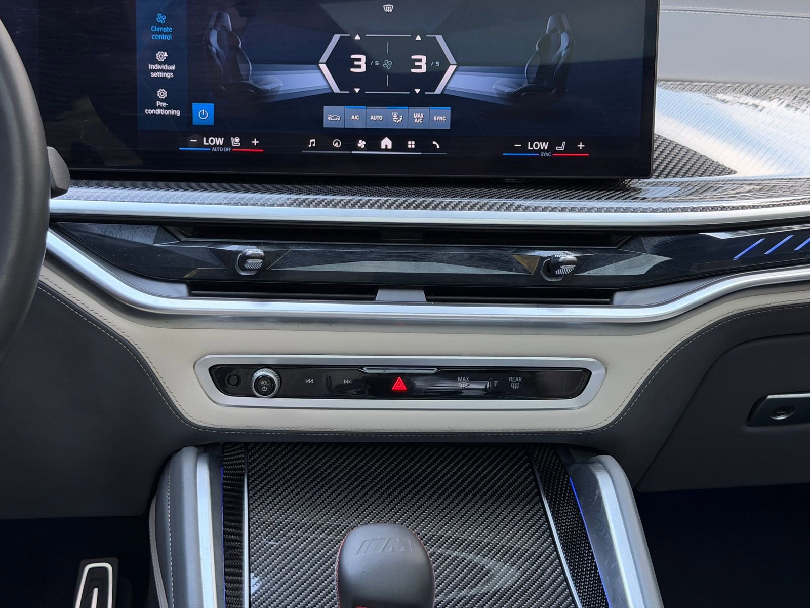 Used 2025 BMW X6 M Competition w/ Executive Package image 21