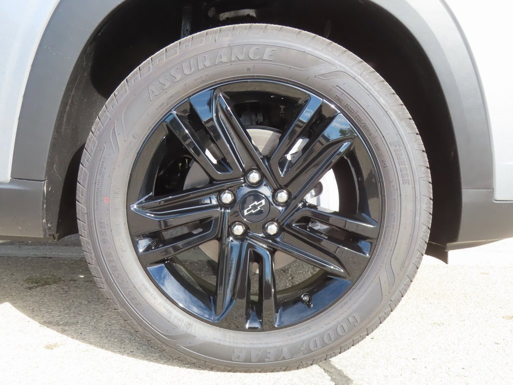New 2026 Chevrolet Trax ACTIV w/ Sunroof Package image 17