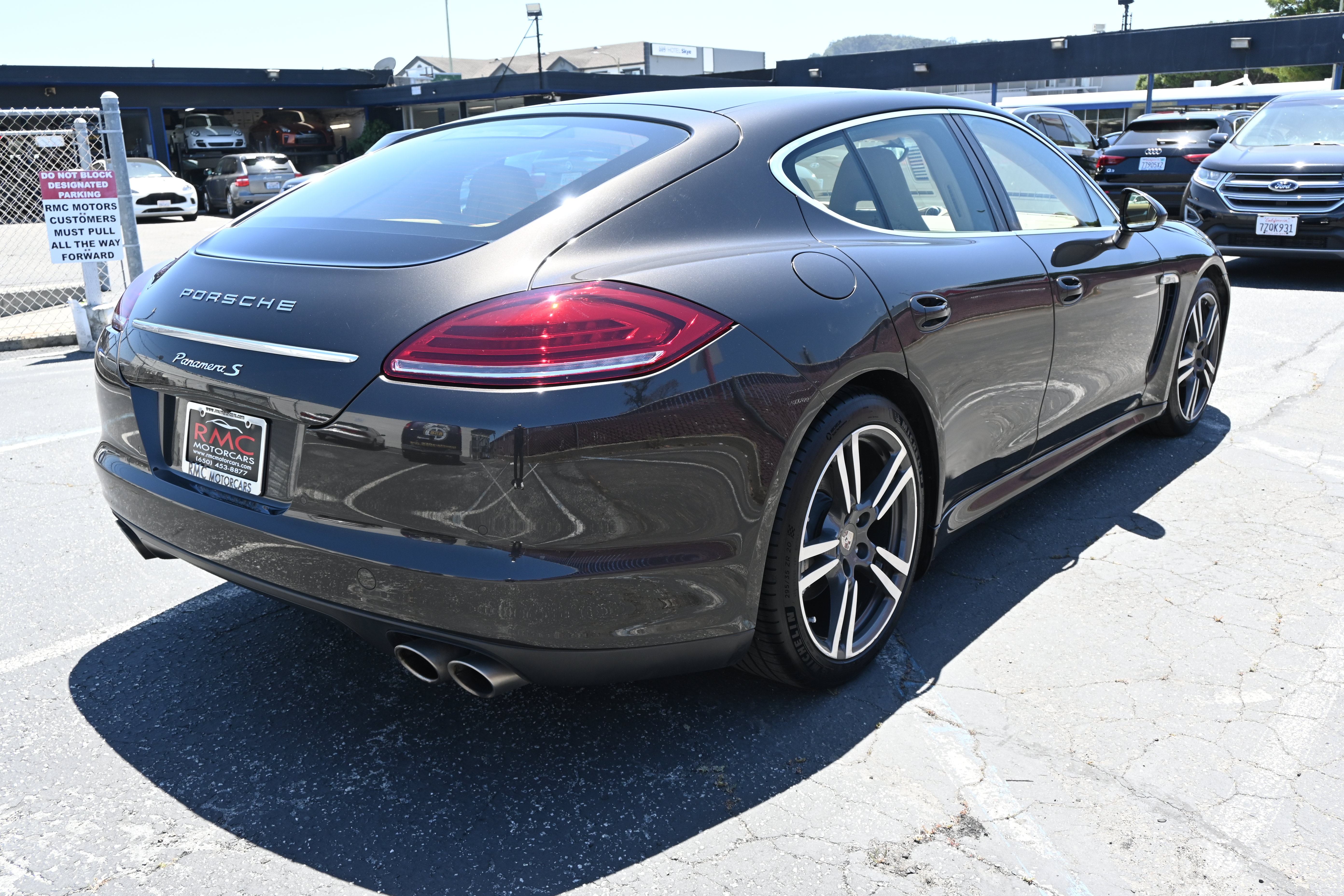 Used 2011 Porsche Panamera S RWD image 13