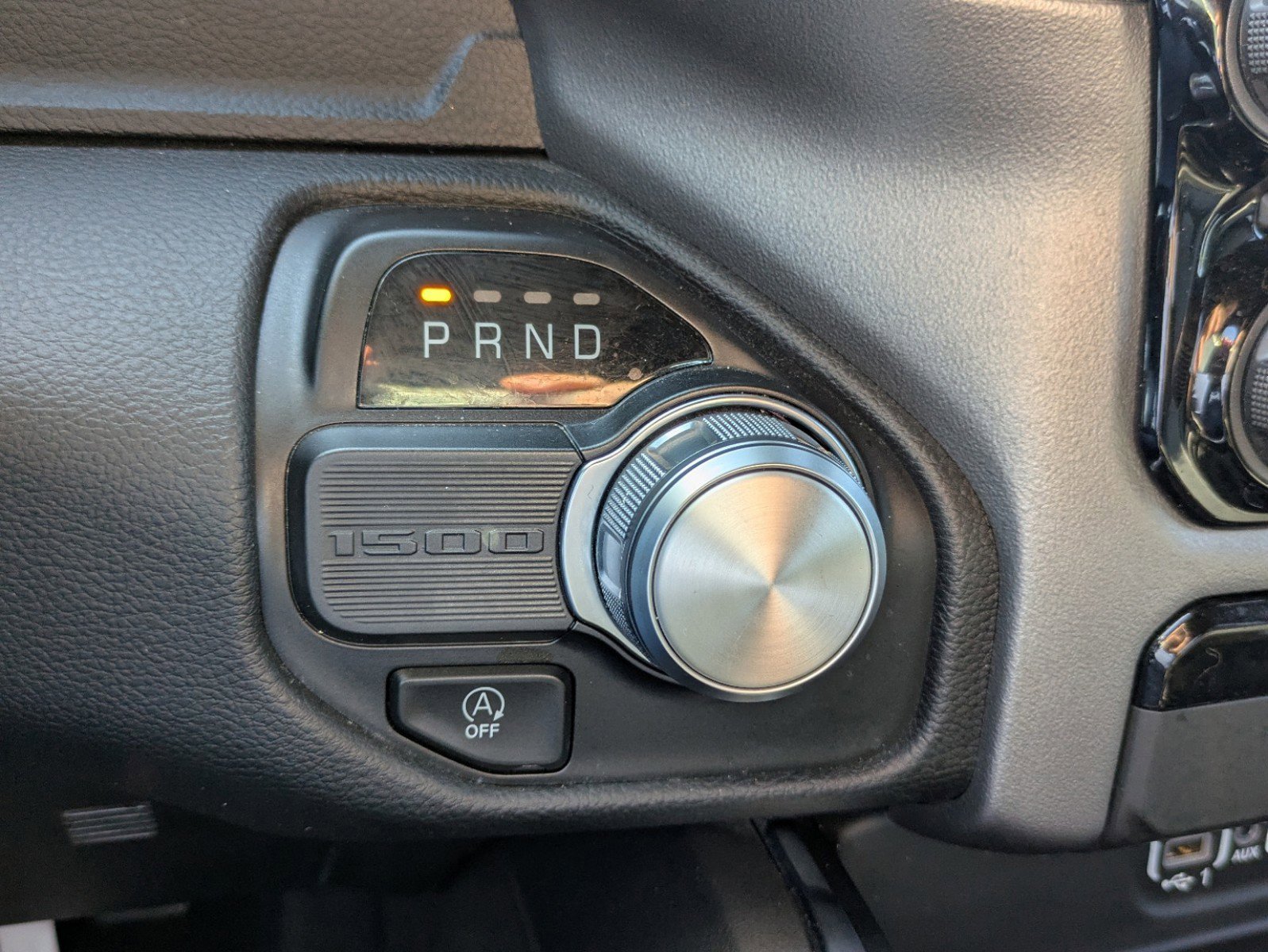 Used 2024 RAM 1500 Laramie RWD image 15