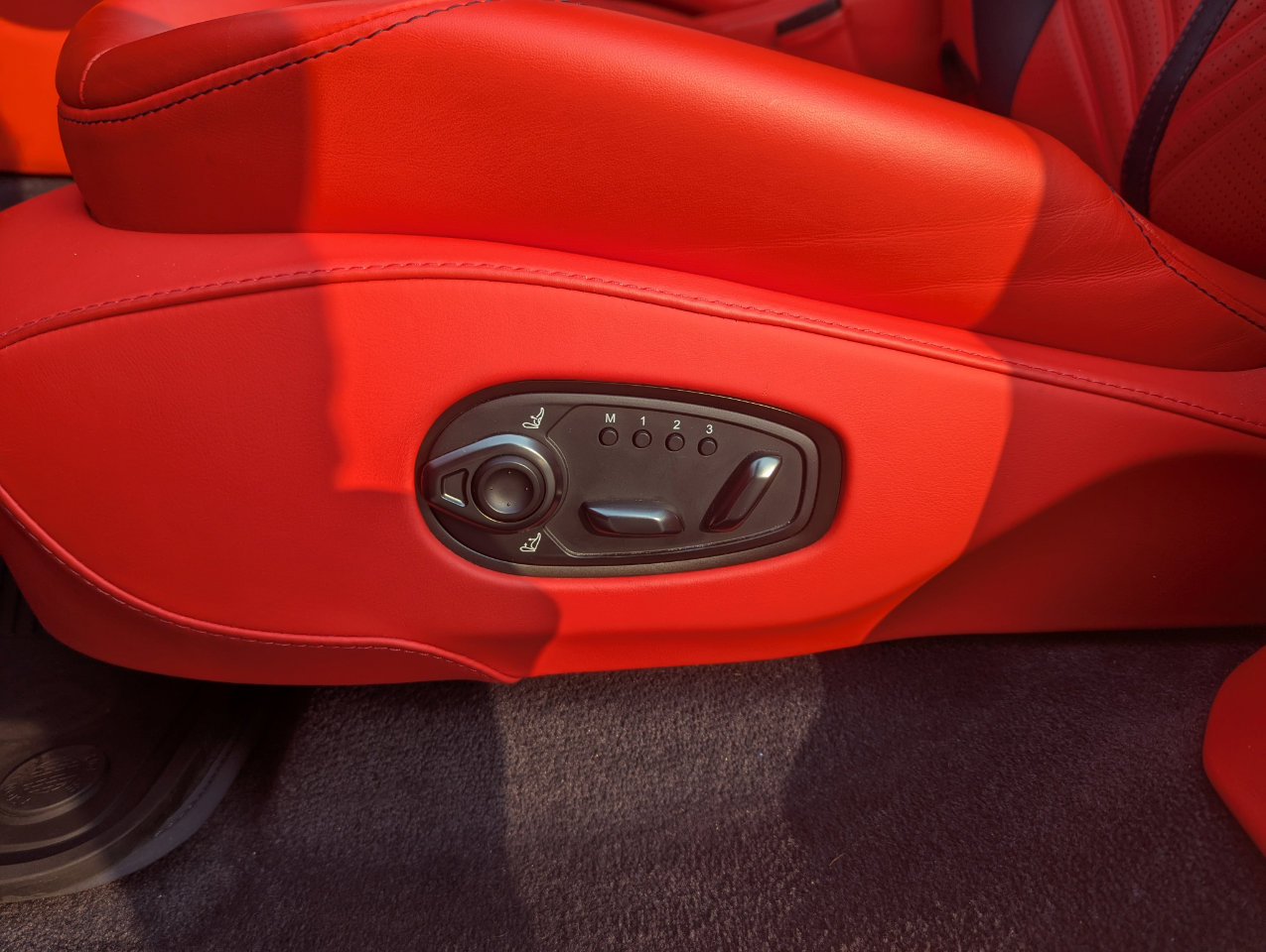 Used 2023 Aston Martin DBX 707 image 14