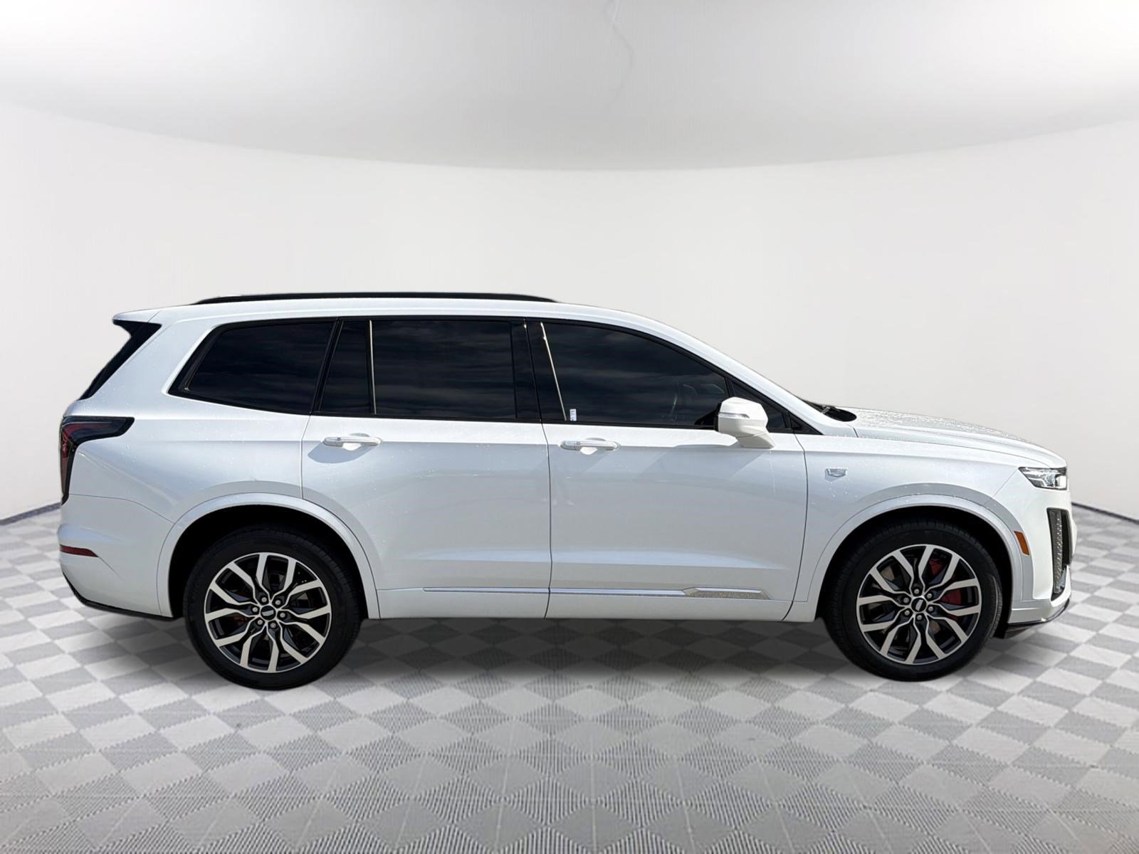 Used 2023 Cadillac XT6 Sport image 5