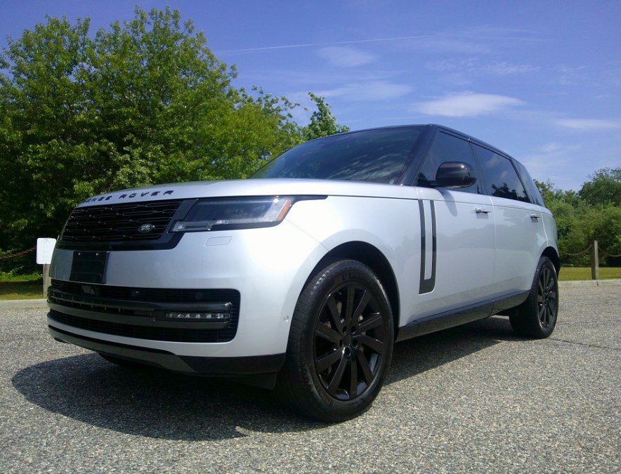 Used 2024 Land Rover Range Rover Long Wheelbase SE AWD/4WD image 10