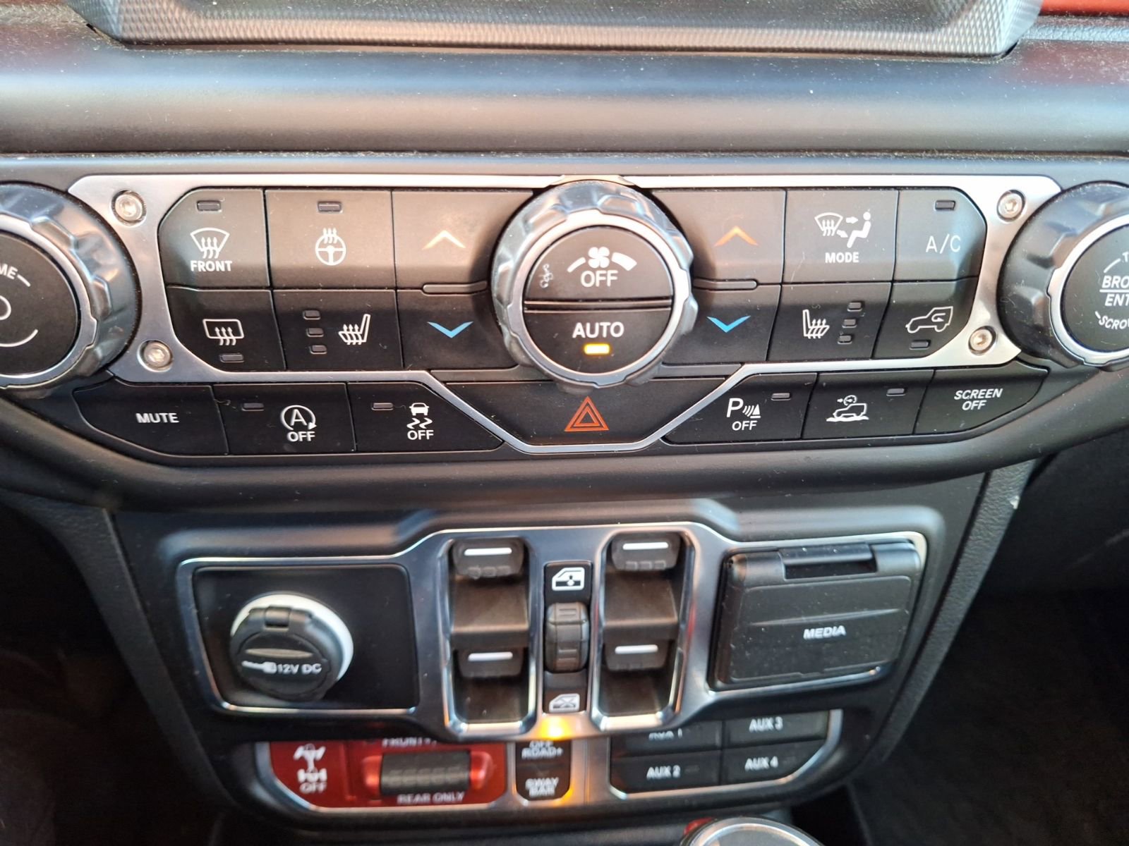 Used 2021 Jeep Gladiator Rubicon image 29