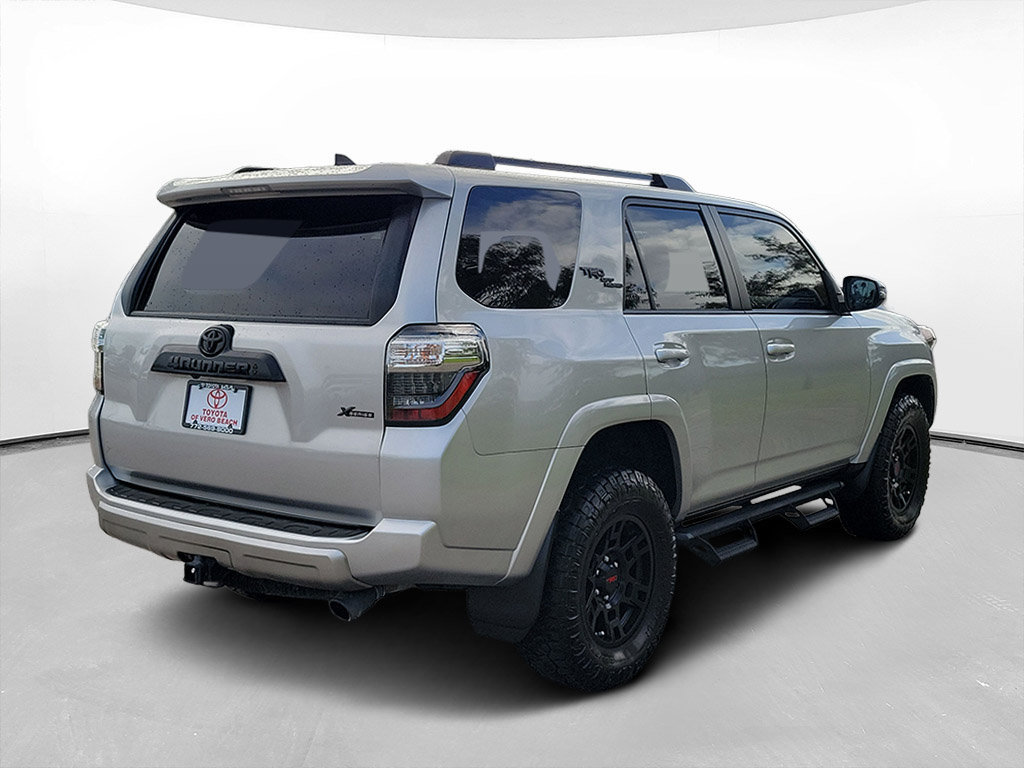 Certified 2023 Toyota 4Runner TRD Off-Road Premium w/ Moonroof Package AWD/4WD image 4