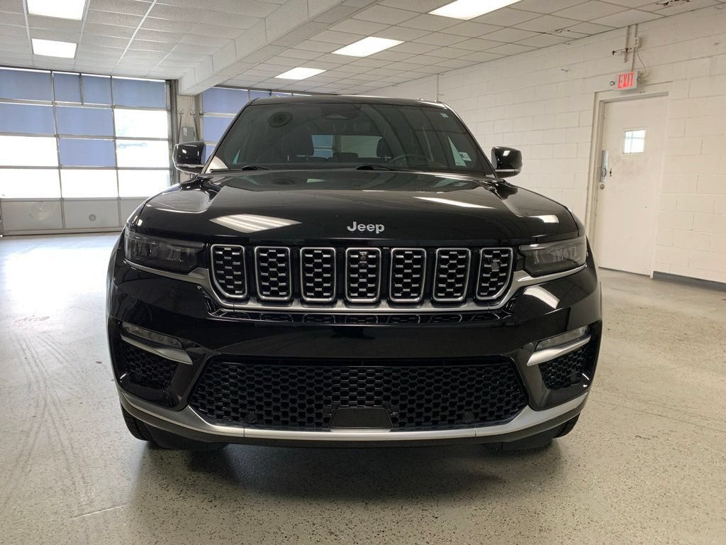 Certified 2023 Jeep Grand Cherokee Summit w/ Advanced Protech Group IV AWD/4WD image 2