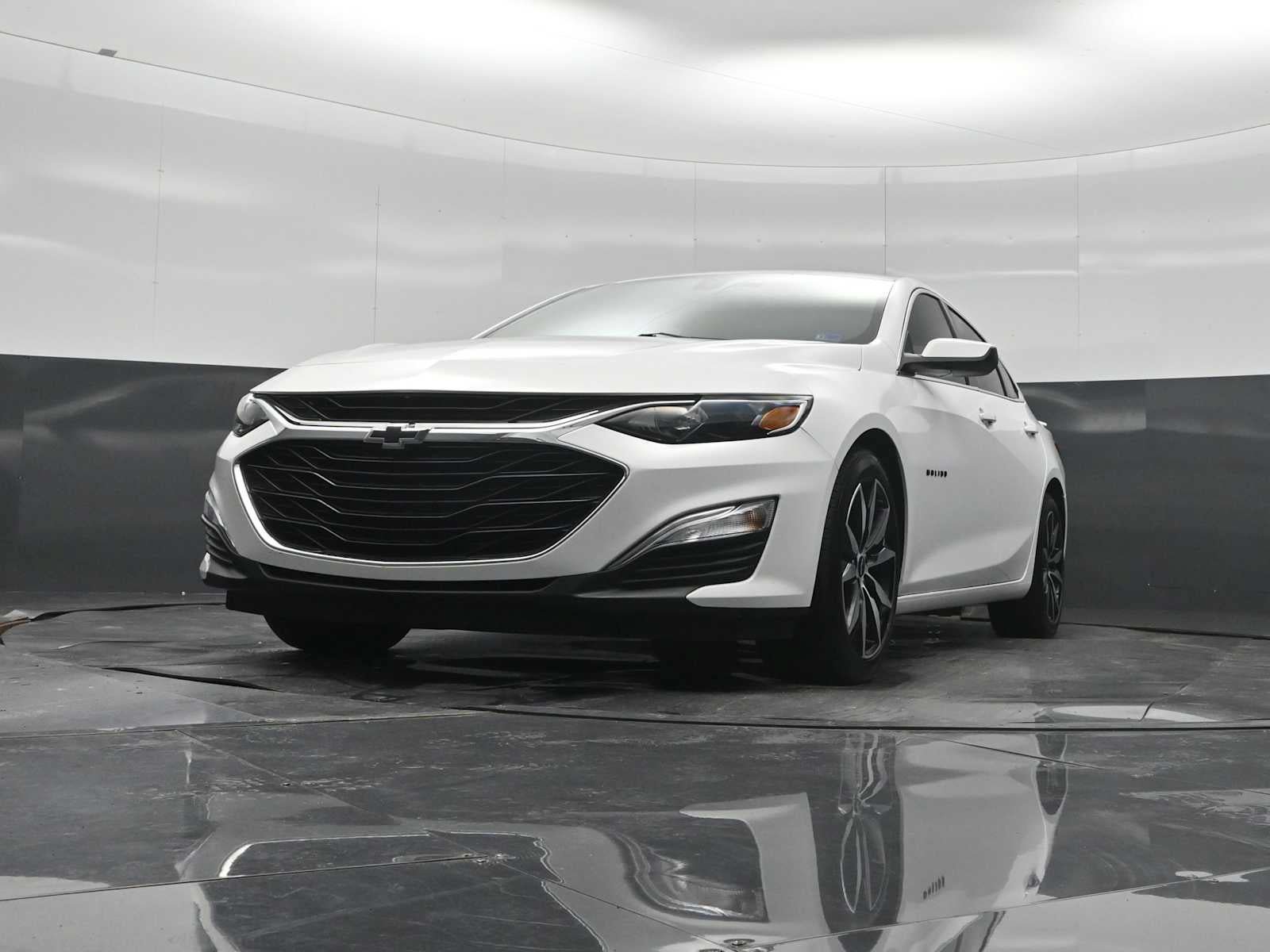 Used 2021 Chevrolet Malibu RS FWD image 20
