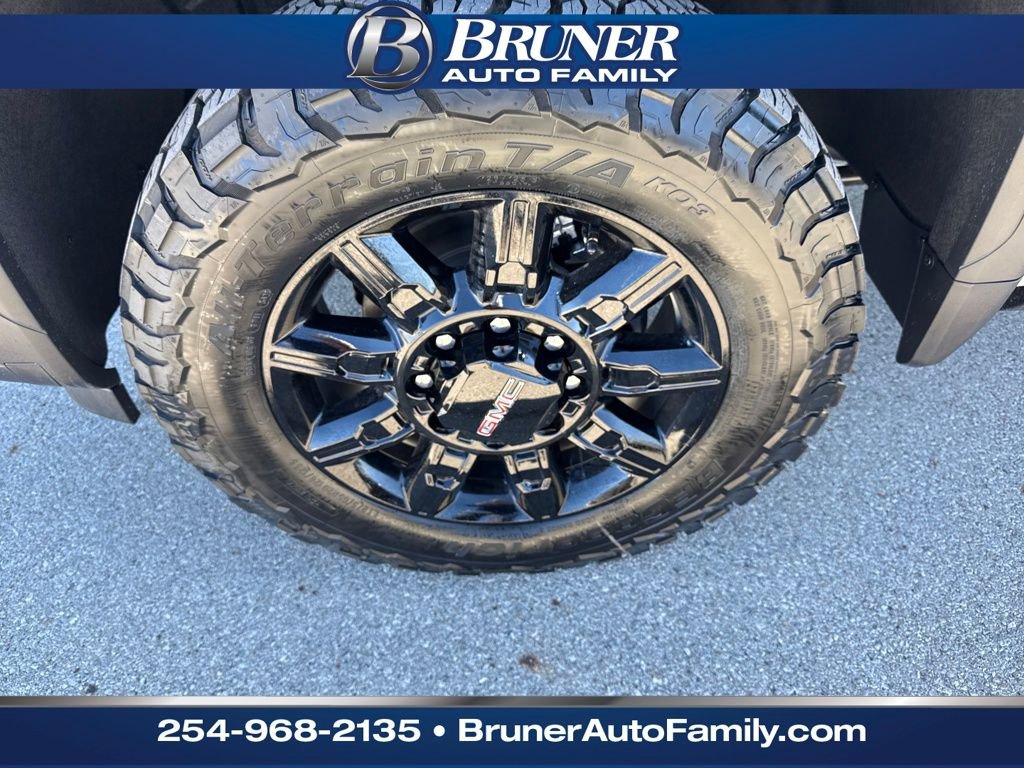 New 2026 GMC Sierra 2500 AT4 w/ AT4 Premium Plus Package image 5