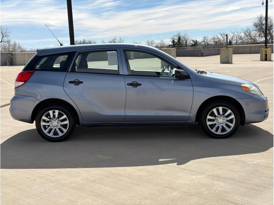 Used 2003 Toyota Matrix image 9