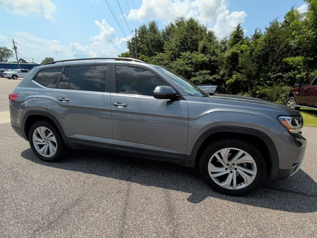 Used 2022 Volkswagen Atlas SE FWD image 4