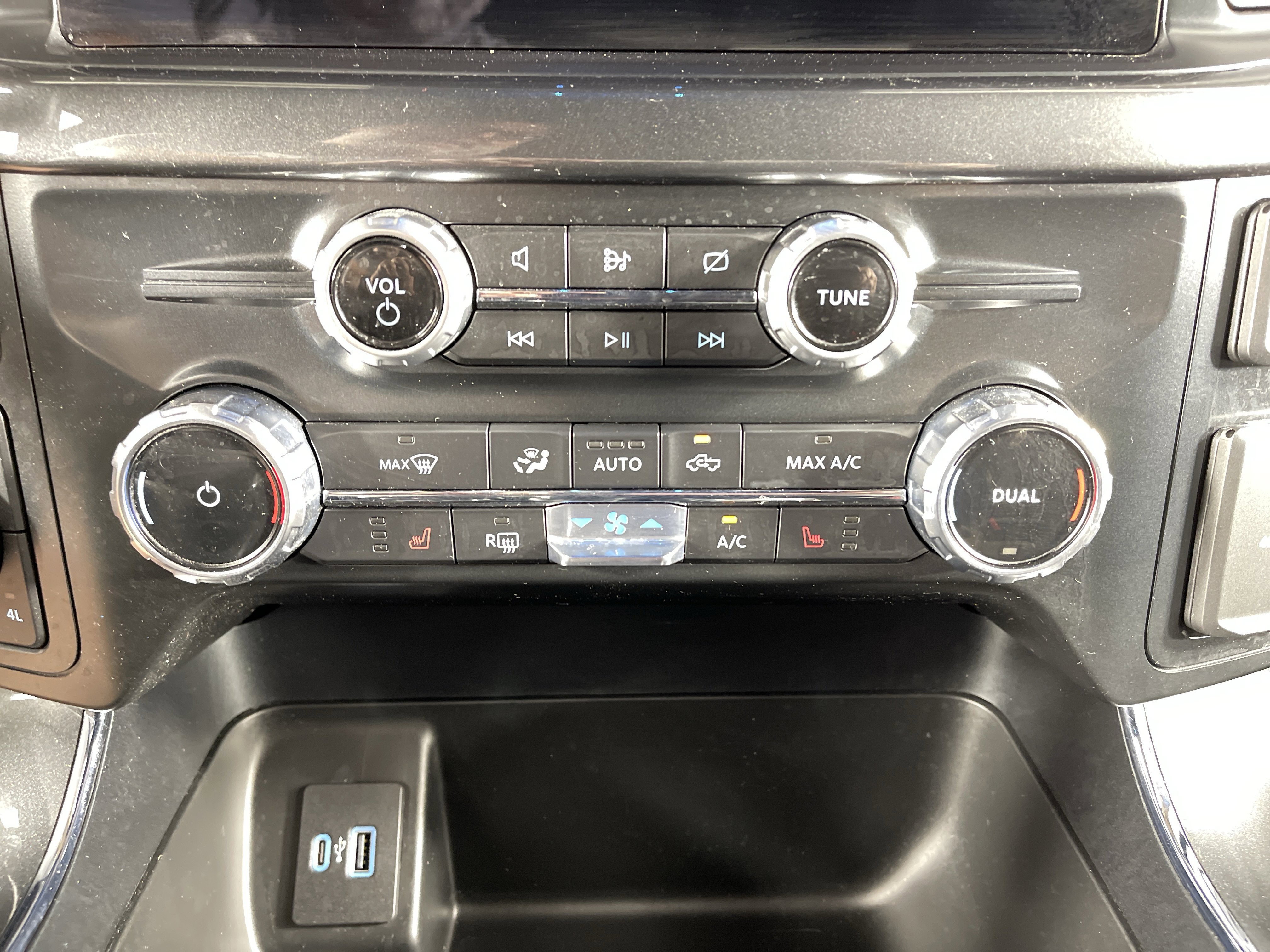 Used 2022 Ford F150 XLT w/ Equipment Group 302A High image 25