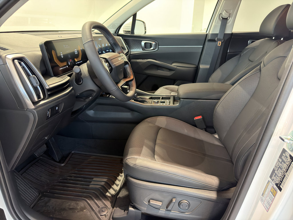 New 2026 Kia Sorento S image 12