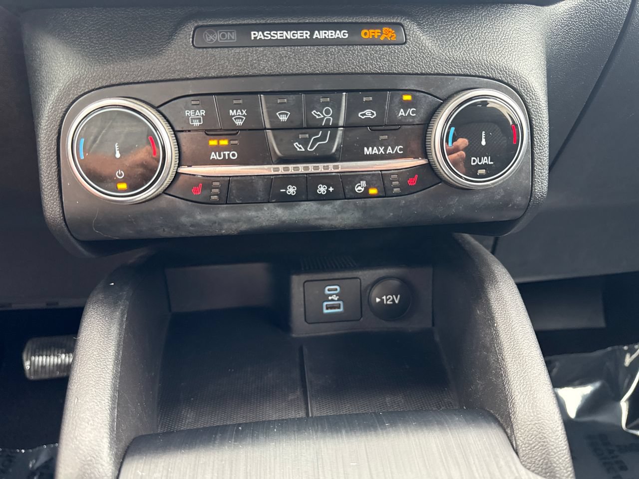 Used 2023 Ford Escape Active AWD/4WD image 21