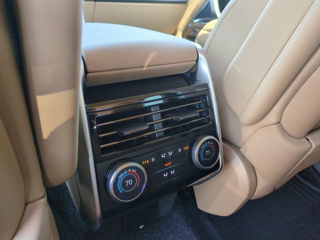 New 2026 Land Rover Range Rover SE AWD/4WD image 13