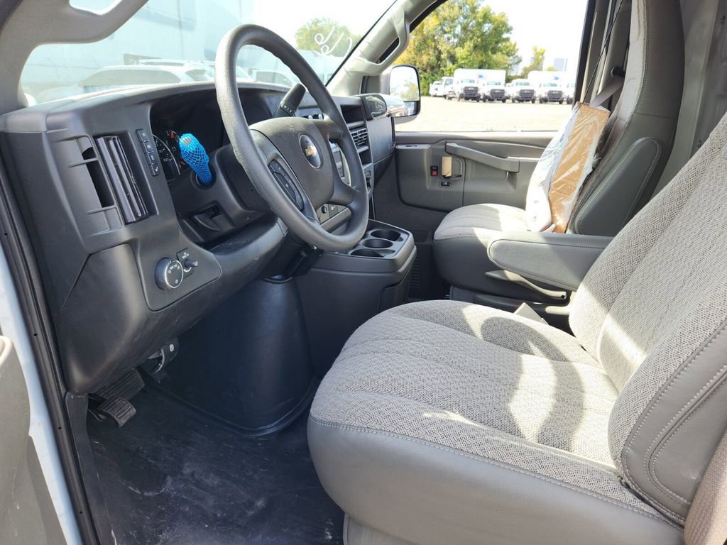 New 2024 Chevrolet Express 3500 w/ Power Convenience Package RWD image 6