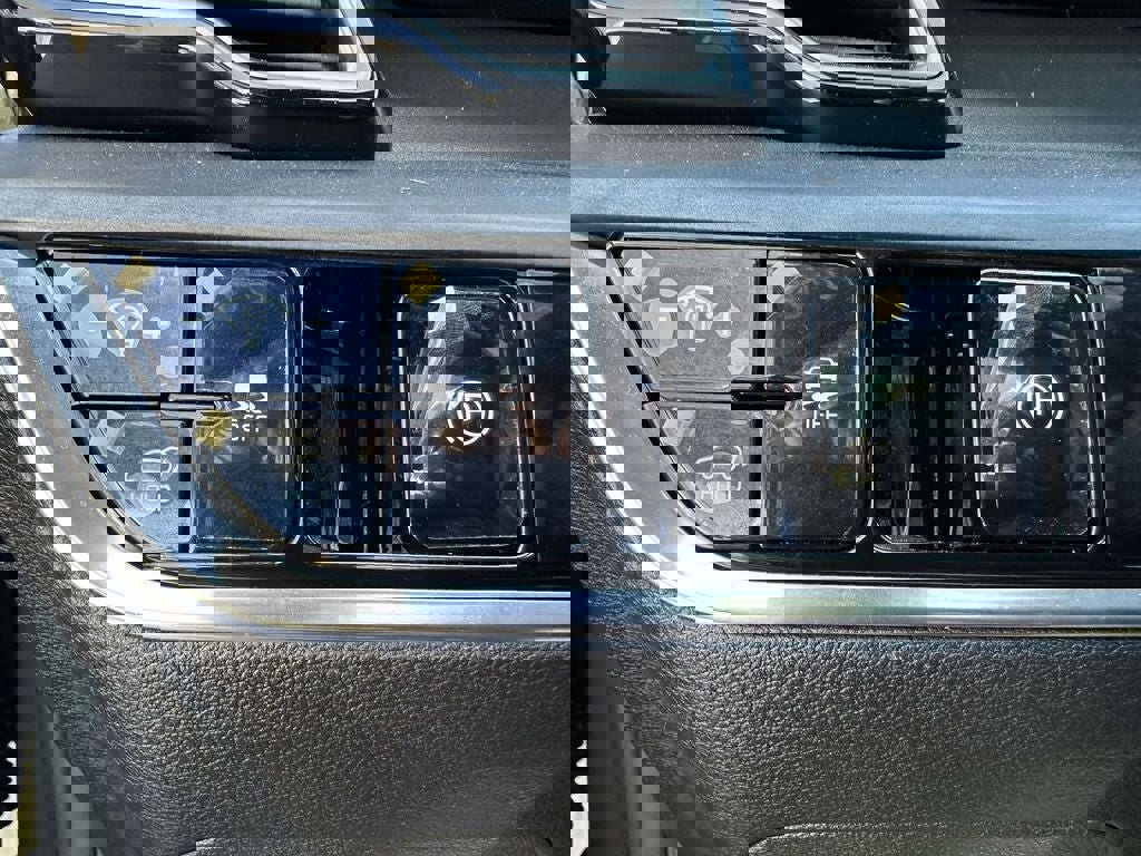 Certified 2025 Kia Sportage X-Line w/ Premium Package image 21