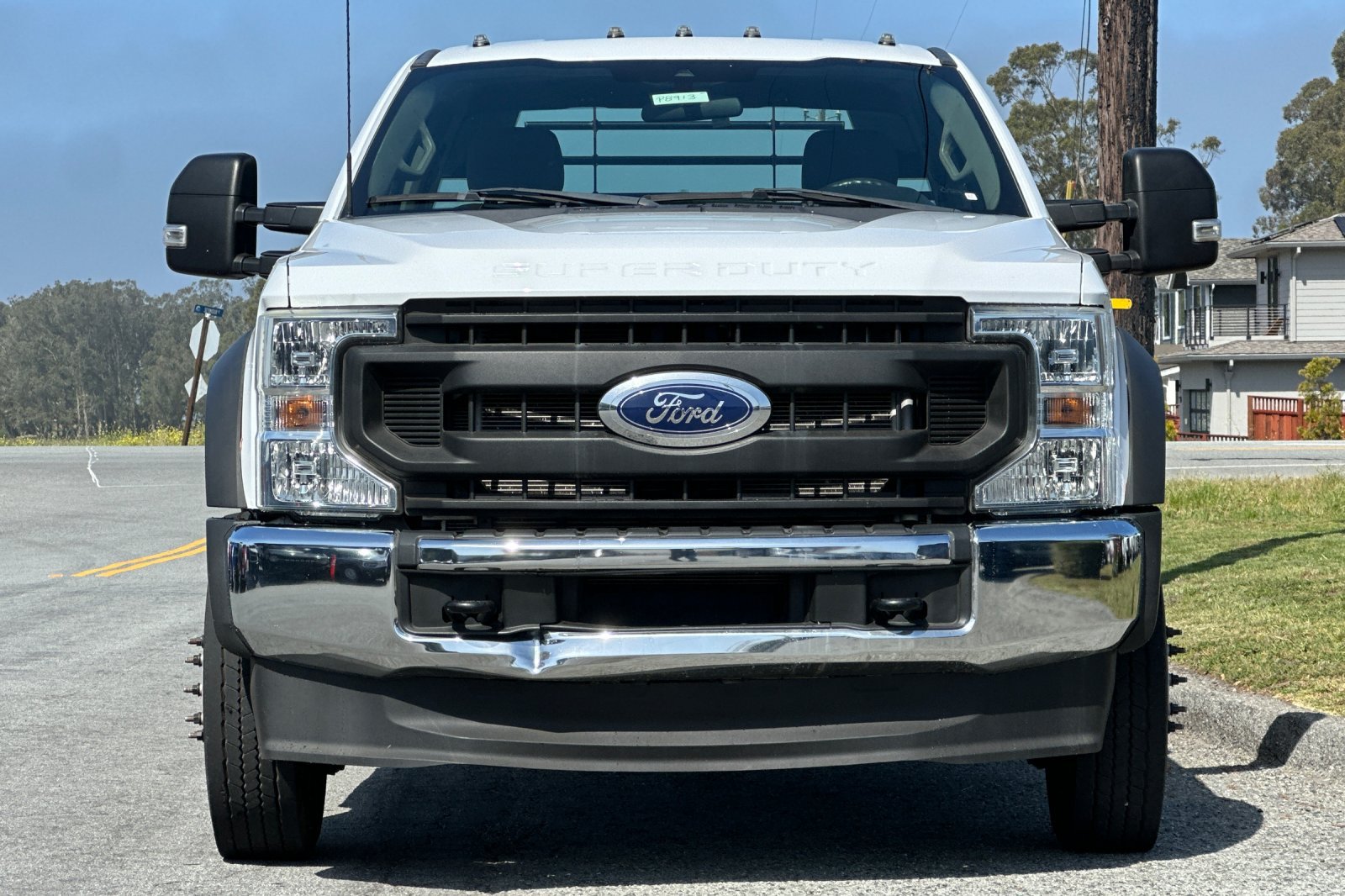 Used 2022 Ford F550 Luxury RWD image 8