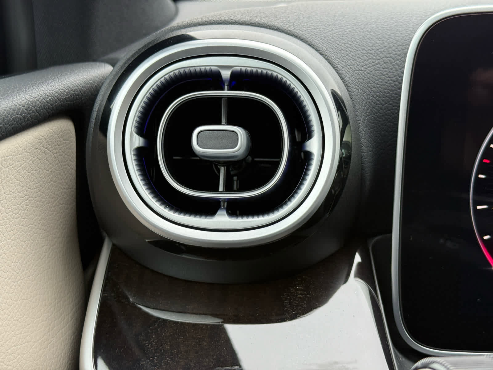 New 2026 Mercedes-Benz GLC 300 GLC 300 image 30