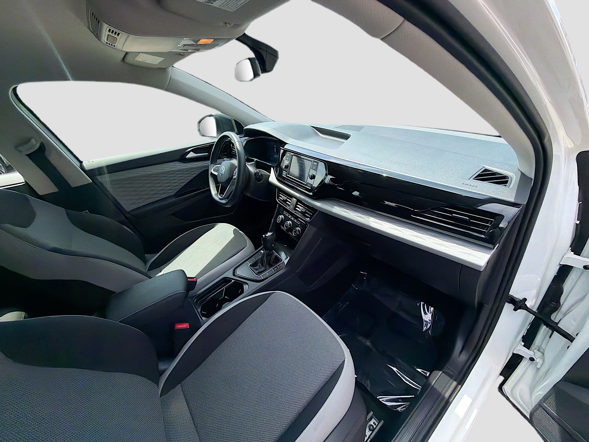 Certified 2023 Volkswagen Taos S FWD image 31