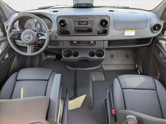 New 2025 Mercedes-Benz Sprinter 2500 image 13