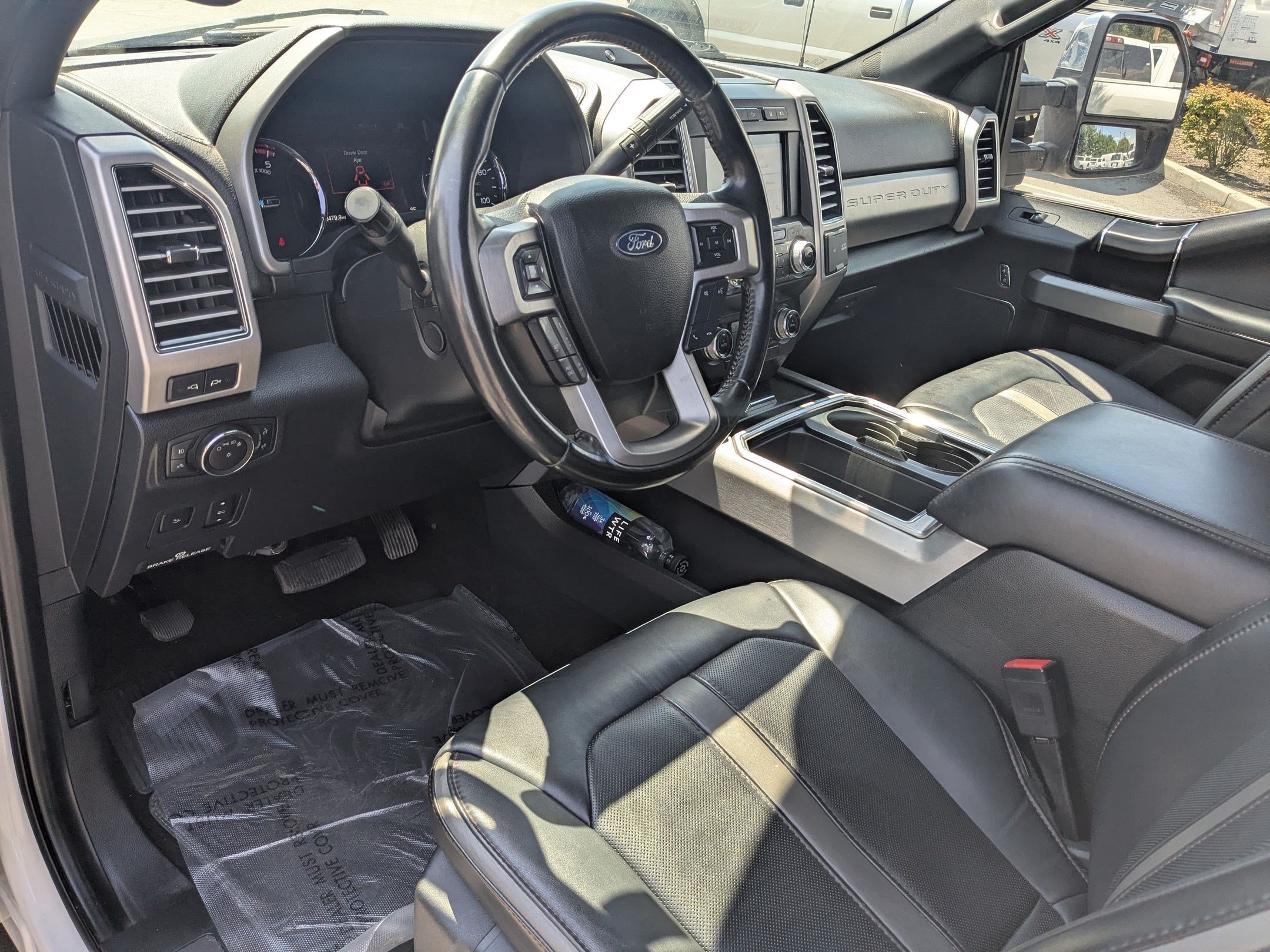 Used 2019 Ford F450 Platinum w/ Platinum Ultimate Package AWD/4WD image 17