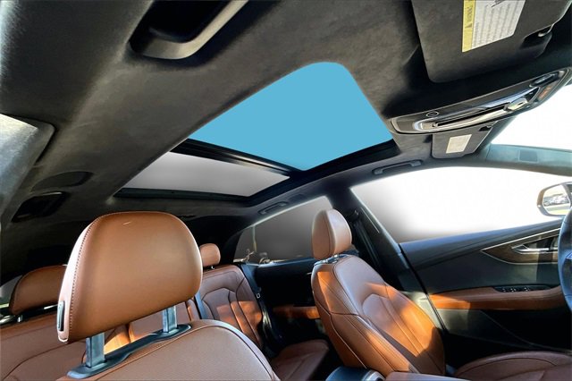 Used 2025 Audi Q8 Prestige w/ Prestige Package image 17